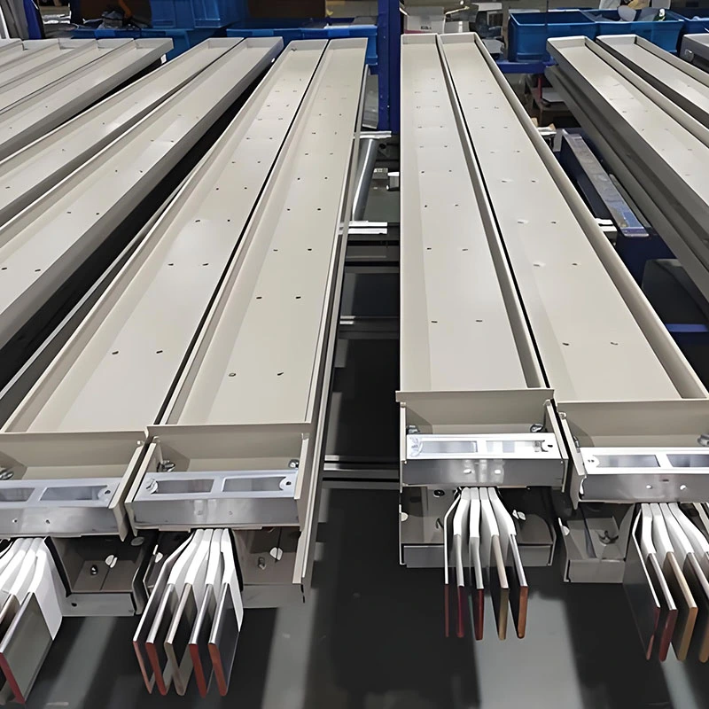 大電流密閉母線路